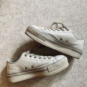 ❌SOLD❌CONVERSE leather platform